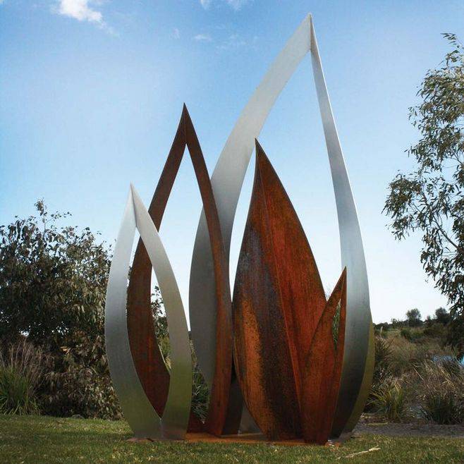 創(chuàng)意景觀雕塑小品_方案作品/實景_秋凌景觀網(wǎng)景觀設(shè)計師培訓